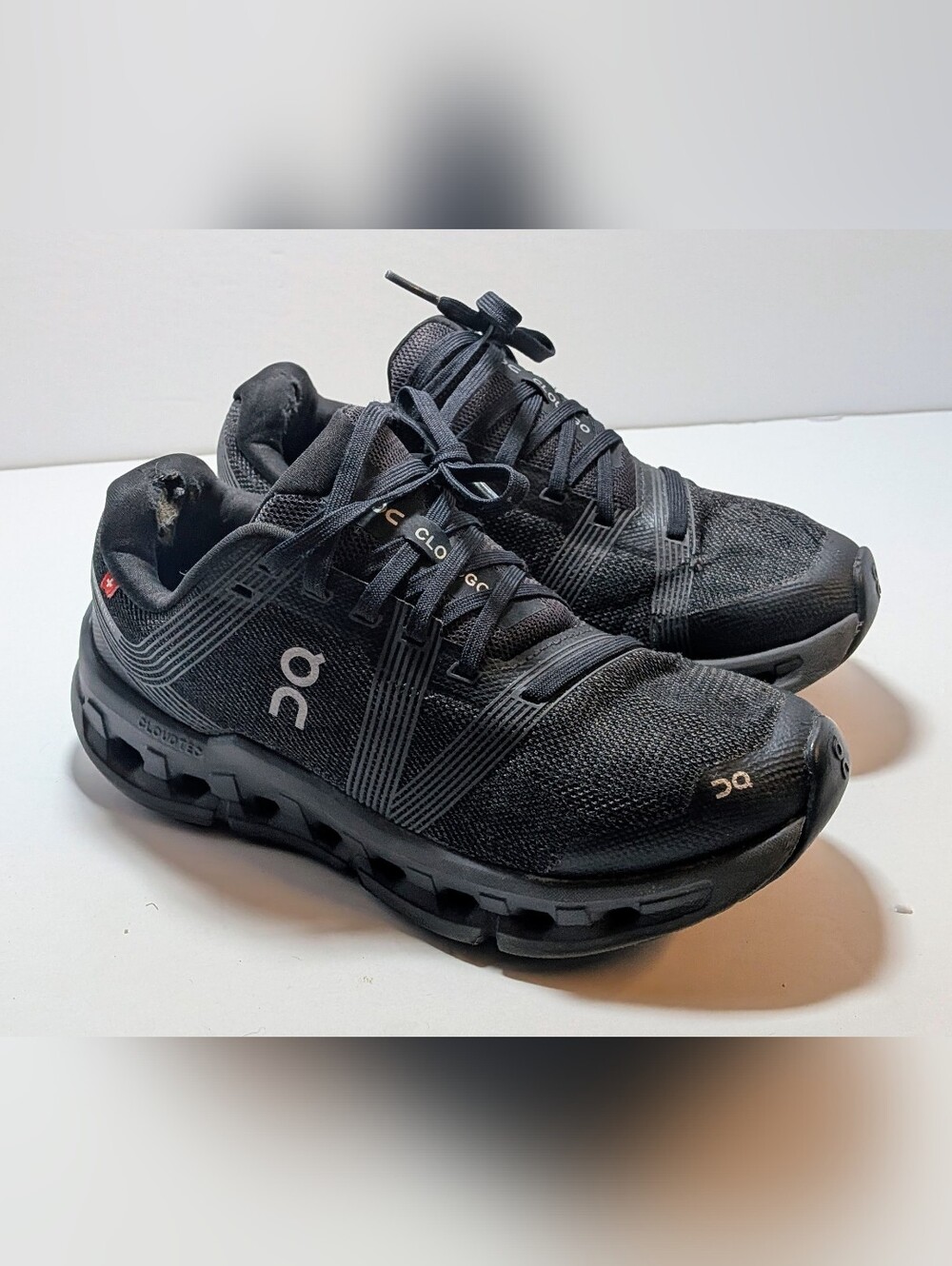 ON Cloudgo  Eclipse Womens US Sz 6.5 Black Cloudtec On Cloud Swiss Engineering